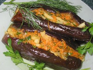 Способ приготовить баклажаны с морковкой