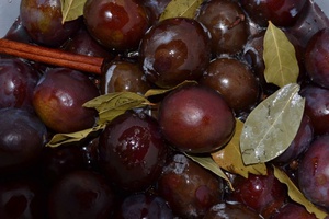 Сливы как оливки рецепт на зиму – чернослив маринованный под маслины