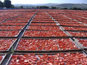 Вяленые помидоры в Италии очень активно готовят на зиму.