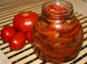 Вяленые помидоры в соусе - домашние рецепты