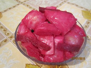 Маринованная капуста со свеклой - вкусный рецепт