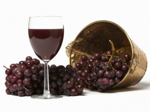 Вкусное вино из красного винограда - домашние рецепты