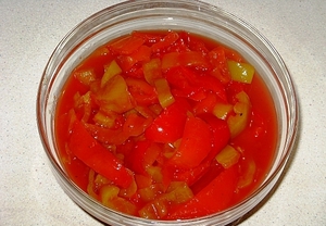 Лечо в томатной пасте из болгарского перца - просто и вкусно