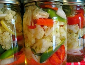 Рецепт для приготовления салата из цветной капусты на зиму