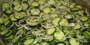 Как приготовить салат нежинский