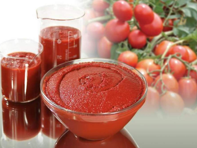 Подавайте томатный соус к столу