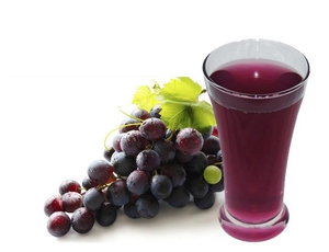 Как выжать  сок винограда 