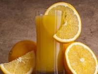 Сок из 2 апельсинов в домашних условиях