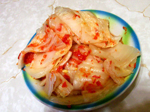 Салат кимчхи - это капуста, приготовленная по-корейски