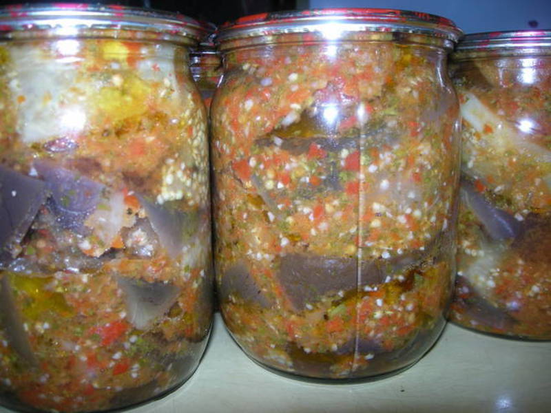 Процесс приготовления баклажанового салата