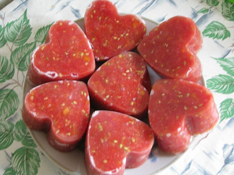 Какую форму использовать для заморозки помидоров на зиму
